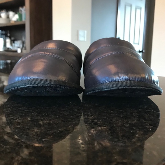 New Sorel Hadley Slippers, Black Slides, Faux Fux Lined Slip-Ons, Puffy Slipper - Picture 6 of 12